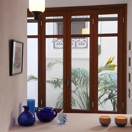 公寓 Stone Mansion House