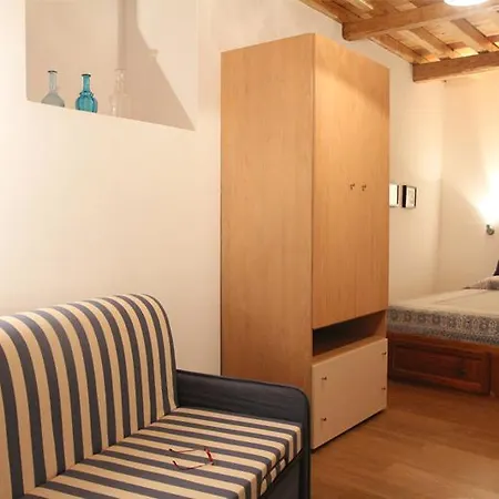 公寓 Stone Mansion House *