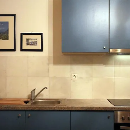 Stone Mansion House Apartment