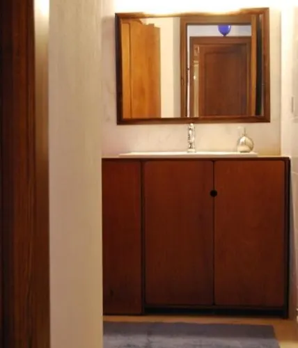 Apartment Stone Mansion House *